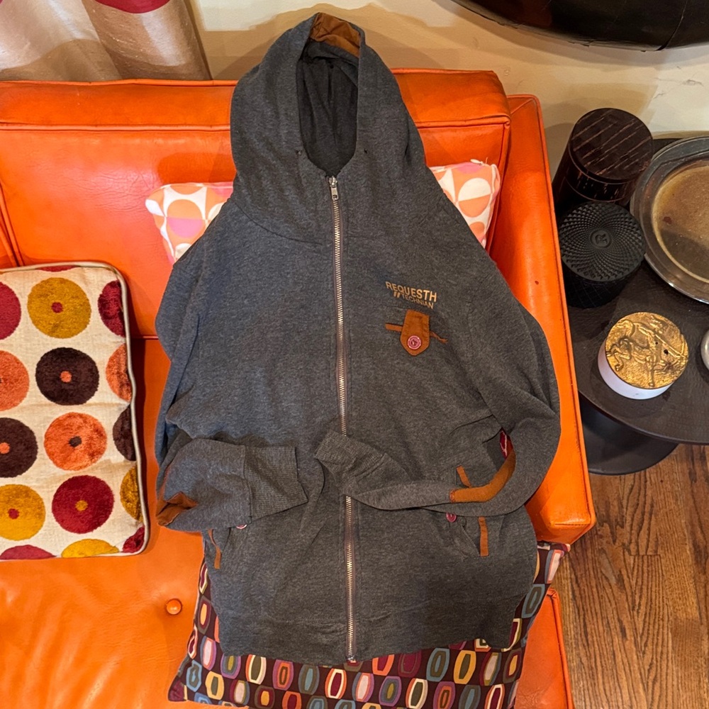 MEN’s Requesth Gray Zip-Up Hoodie with Brown Accents